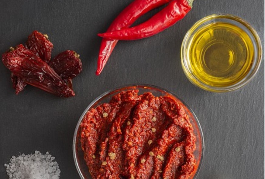 Harissa ai petali di rosa