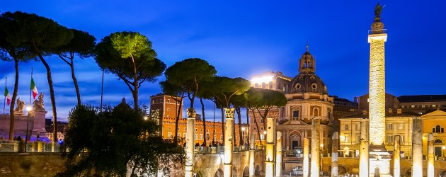 A Roma, tornano le passeggiate serali ai Fori Imperiali