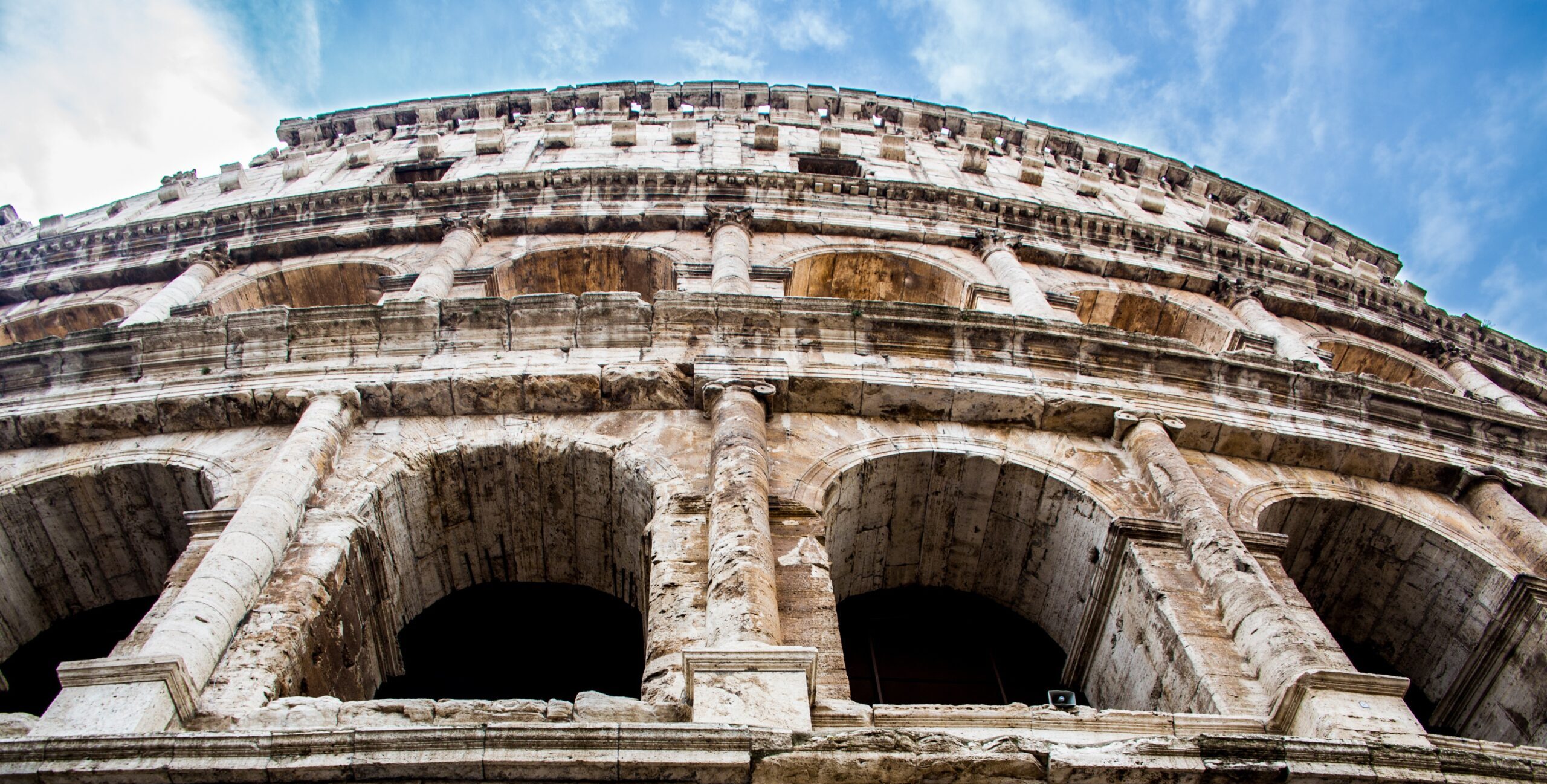 Il Colosseo: storie, segreti e leggende del gigante dell’Anfiteatro Flavio